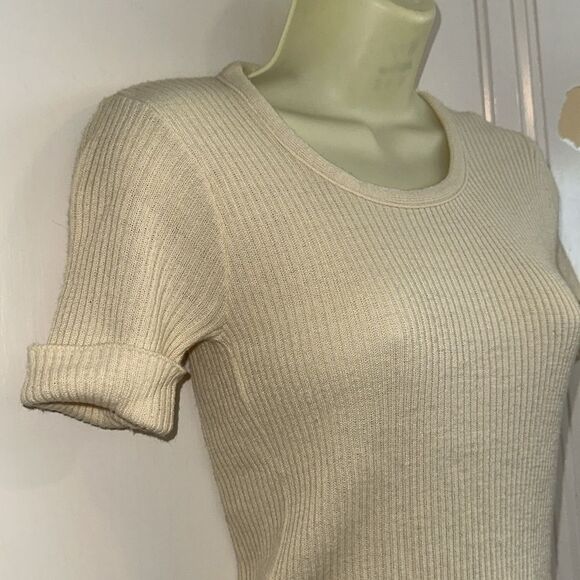 Vintage 70s/80s Cream Ribbed Knit Round Neck Short Sleeve Sweater - Picture 5 of 8